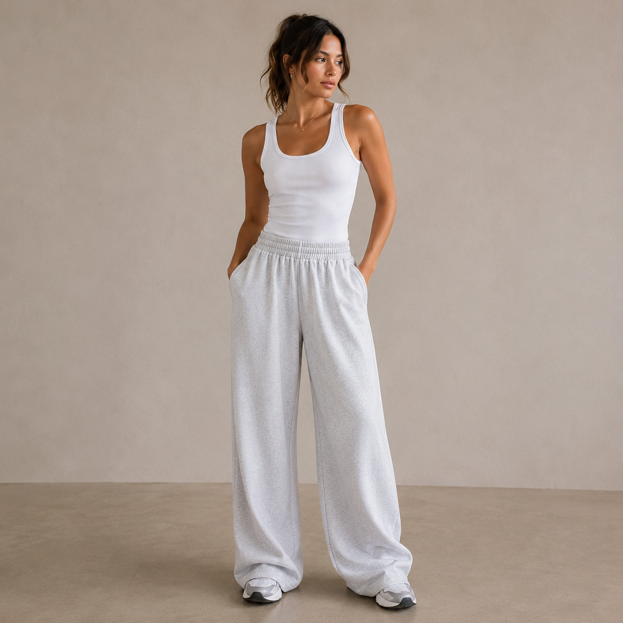 ROMMY Luxe Track Pant in Grey – Women's Track Pants | Rommy