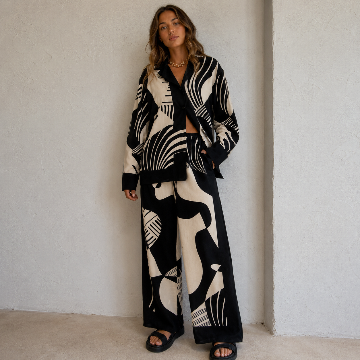 ROMMY Mason Graffiti Set in Black Print – Women's Co-ord Set | Rommy
